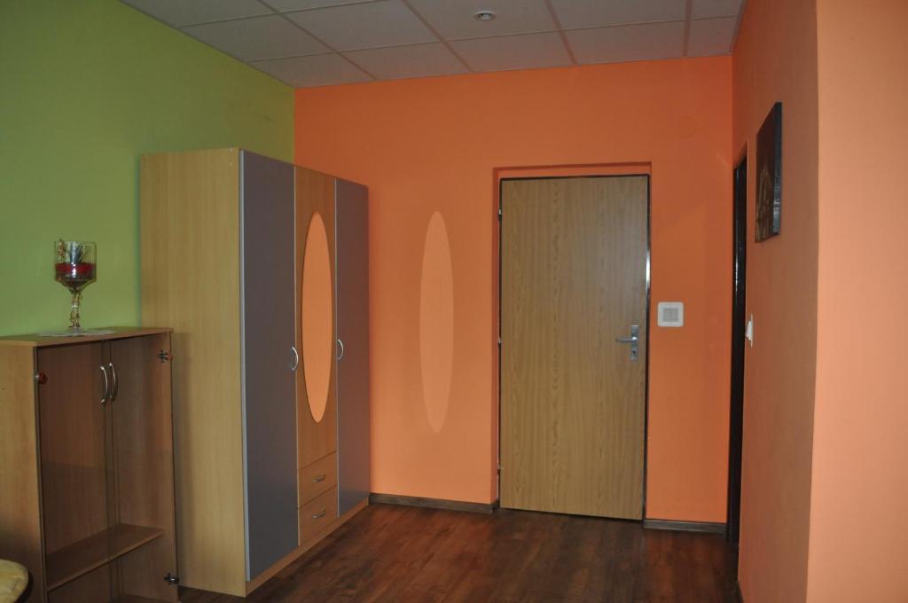 Sport Hotel Ostrov Trenčín Buitenkant foto
