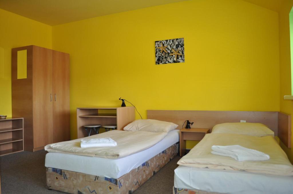 Sport Hotel Ostrov Trenčín Kamer foto