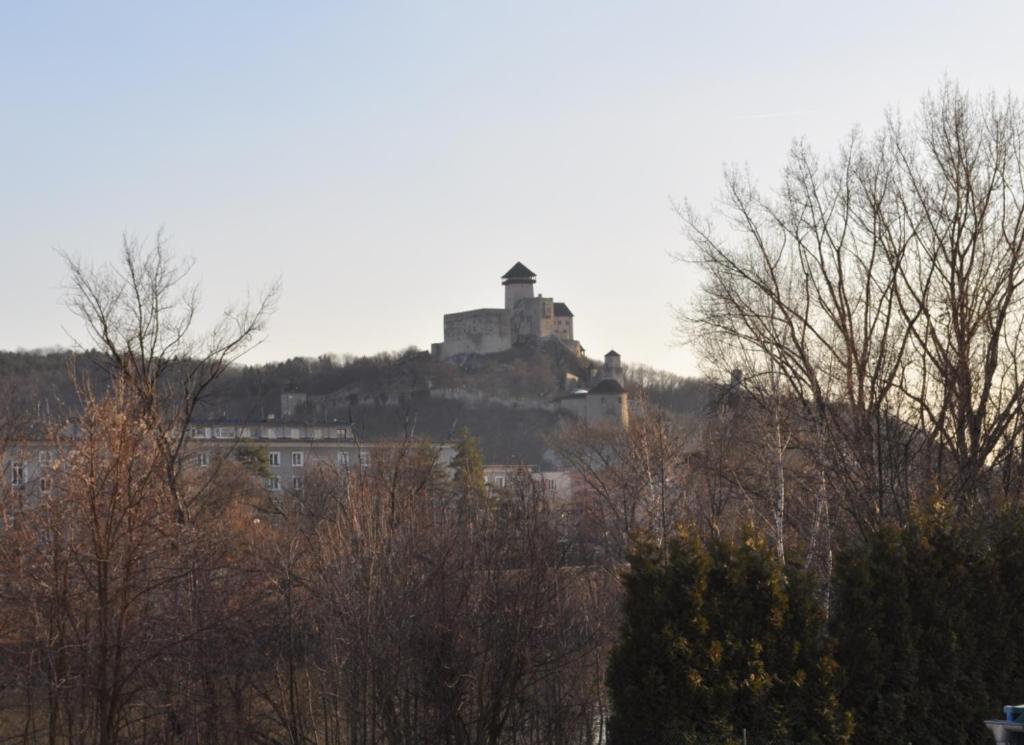 Sport Hotel Ostrov Trenčín Buitenkant foto